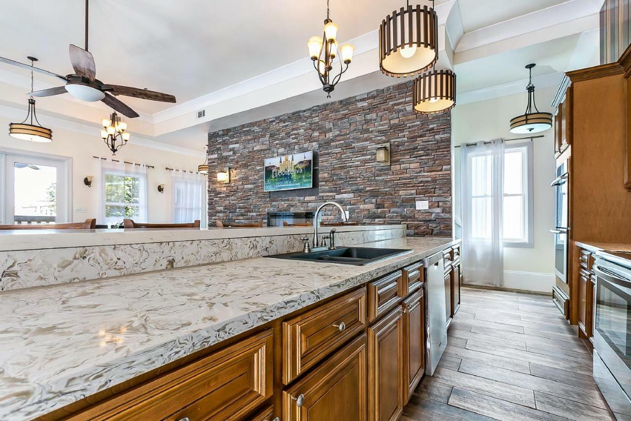ניו אורלינס Spacious 4Br Condo On Carondelet Near All Hot Spo מראה חיצוני תמונה